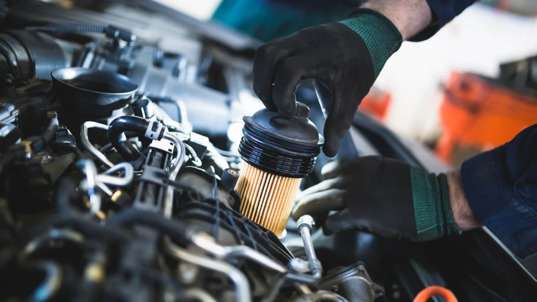 El reciclaje de filtros de aceite en Antioquia impulsa la sostenibilidad y la economía circular, reduciendo la contaminación y reutilizando materiales clave para minimizar el impacto ambiental de estos residuos peligrosos.