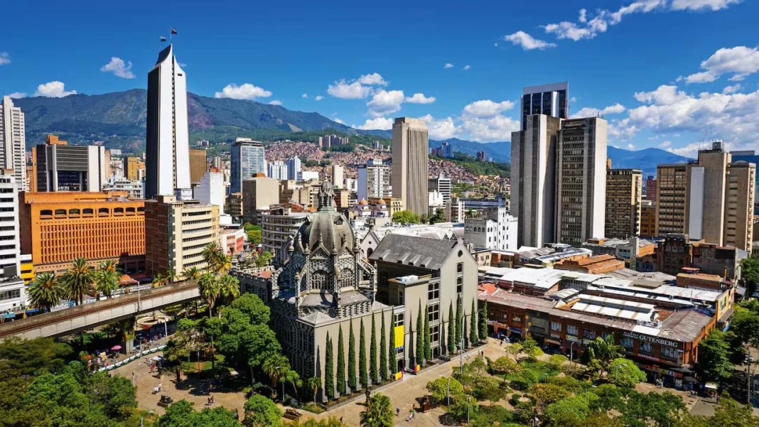 Medellín lidera como la ciudad con mejor rendimiento en internet móvil en Colombia