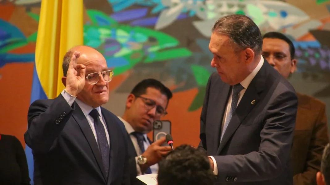 Quién es y hoja de vida de Álvaro Echeverry, el nuevo magistrado del CNE