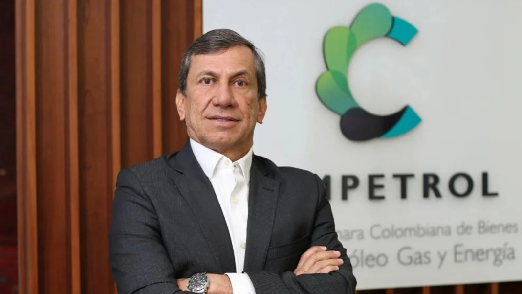 La crisis del sector petrolero en Colombia se agudiza con una caída en perforación y producción; Campetrol propone medidas urgentes para evitar una pérdida de autosuficiencia energética.