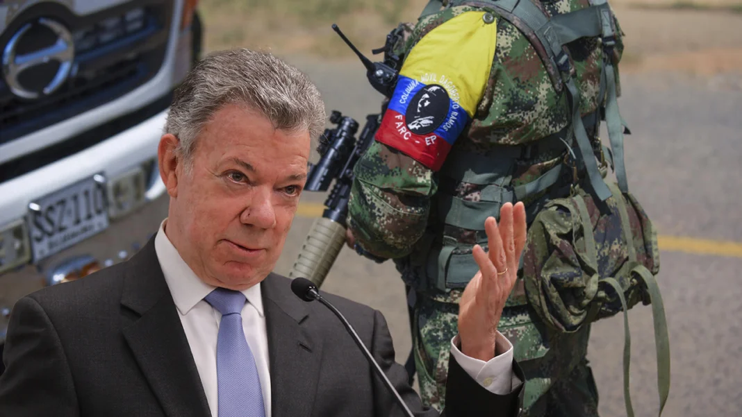 El expresidente Juan Manuel Santos acusó al gobierno Petro de fortalecer y reorganizar a las disidencias de las FARC, otorgándoles reconocimiento político y apoyo logístico del Estado.