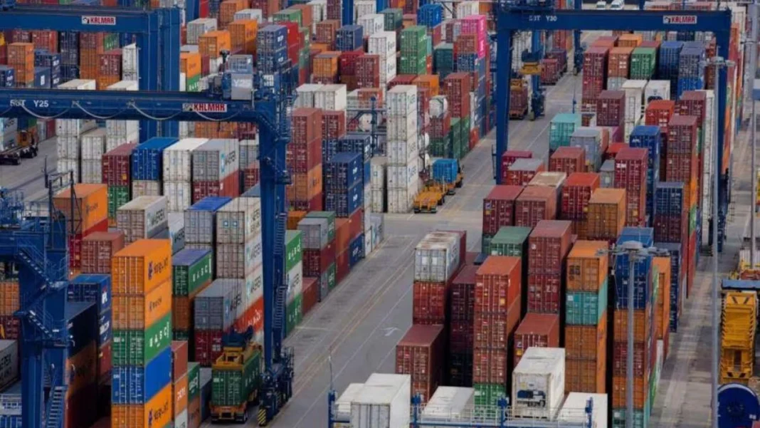 En febrero de 2025, las importaciones de Colombia crecieron 10,5%, impulsadas por combustibles y manufacturas, según datos del DANE.