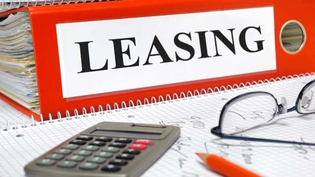 La digitalización del leasing en Colombia está revolucionando el sector financiero, optimizando procesos con inteligencia artificial y tecnologías emergentes para mejorar eficiencia y accesibilidad.