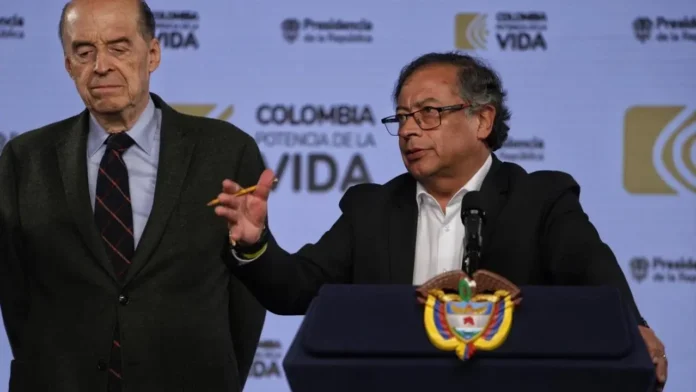 La respuesta de Petro a la carta de Álvaro Leyva
