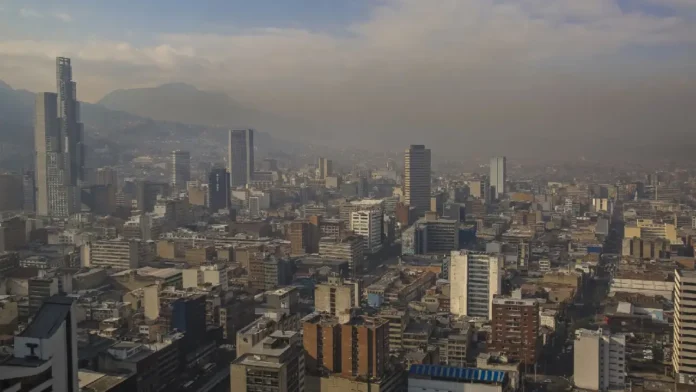 Bogotá y otras capitales latinoamericanas superan niveles seguros de contaminación del aire
