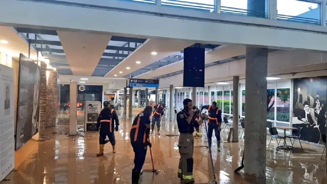 Inundación en el aeropuerto Olaya Herrera afecta vuelos y retrasa operaciones