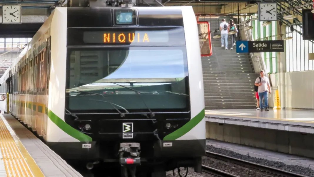 Así está el Metro de Medellín hoy lunes tras descarga eléctrica que interrumpió operación