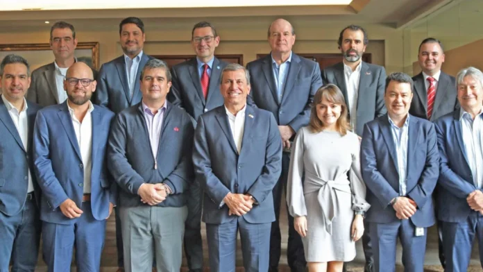 Así quedó definida la Junta Directiva de Campetrol para el periodo 2025 – 2027 Así quedó definida la Junta Directiva de Campetrol para el periodo 2025 – 2027