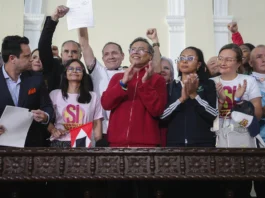 El rechazo del Senado a la Consulta Popular representa un duro golpe para el gobierno y limita el avance de la reforma laboral en Colombia, la única vía legislativa aún abierta.