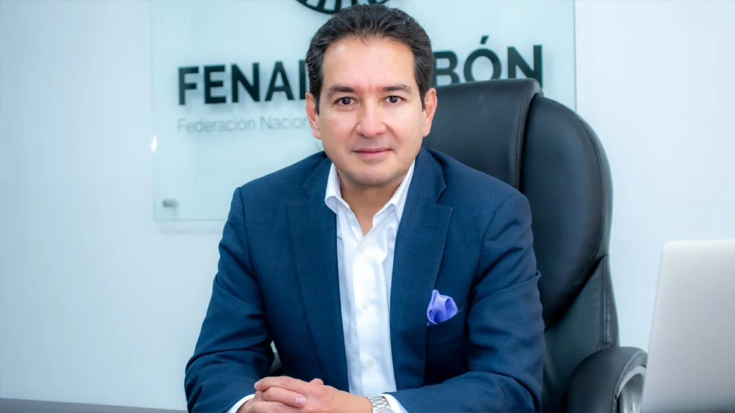 Fenalcarbón rechazó el decreto de autorretención al considerar que el aumento al 4,5% para el sector carbón afecta su liquidez y sostenibilidad financiera en un contexto económico adverso.