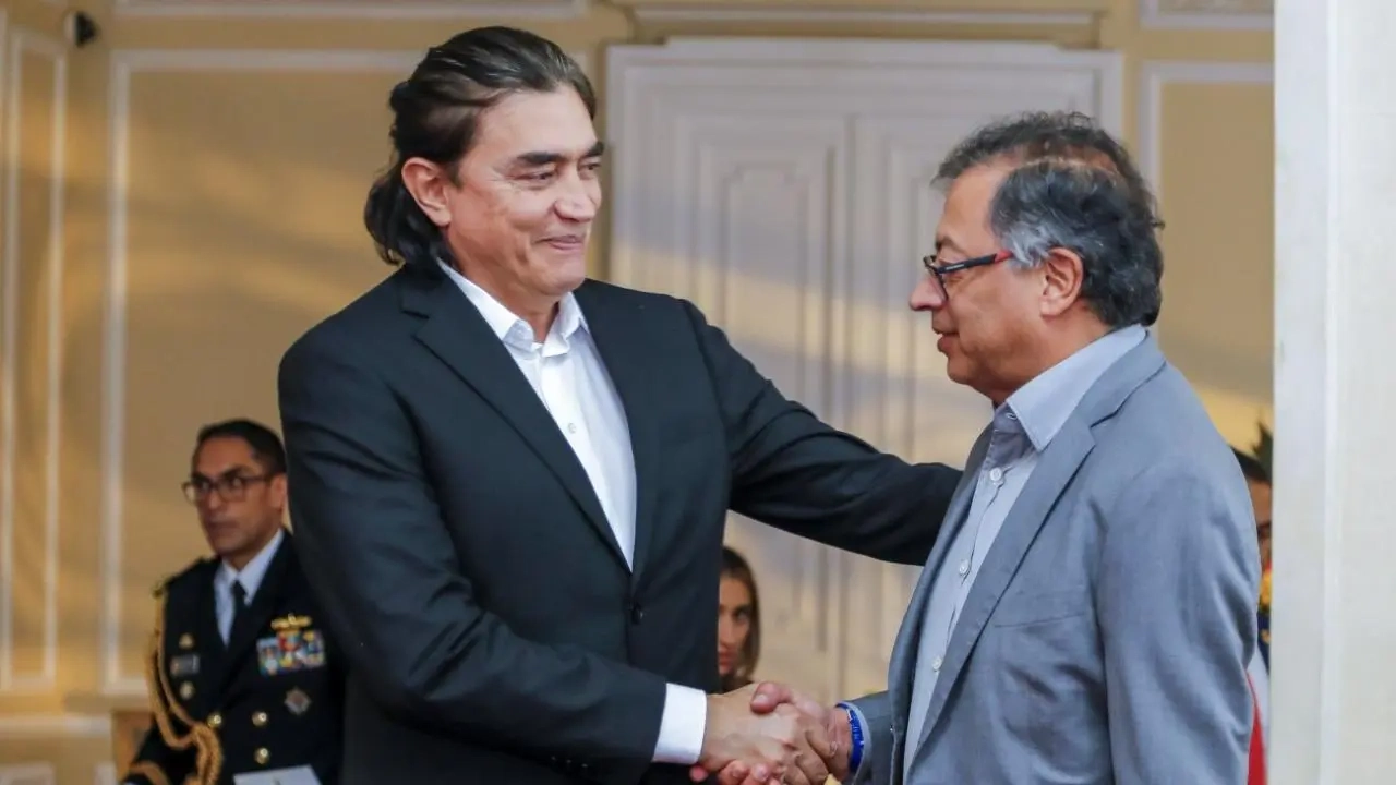 ¿Por qué renunció Gustavo Bolívar al Gobierno de Petro? Estas son las posibles razones