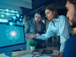 Las MiPymes en Colombia están adoptando la inteligencia artificial para mejorar su productividad, optimizar procesos y competir en el entorno digital actual.