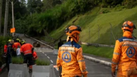 Si vive en Medellín, Los Balsos está cerrada pero con posibilidad de tomar rutas alternas 1 Si vive en Medellín, Los Balsos está cerrada en estos tramos pero con posibilidad de tomar estas rutas alternas