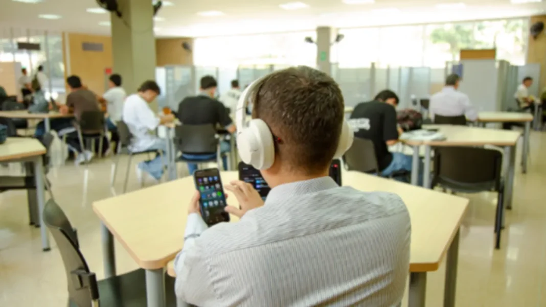 Descubra qué es Antioquia emergente y cómo impacta a mujeres y jóvenes