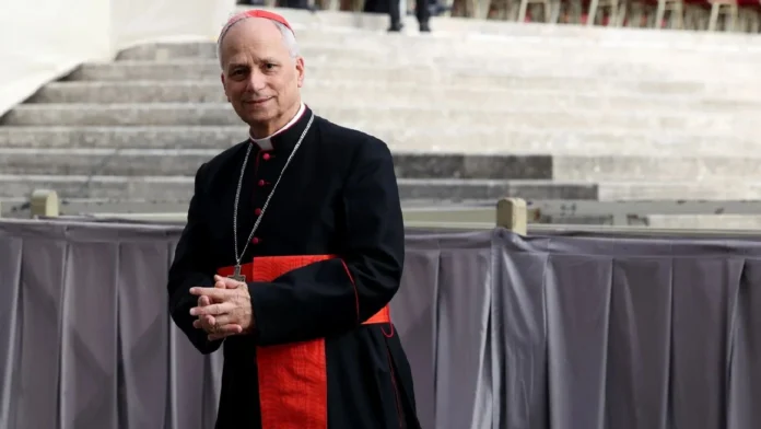 Video: Momento exacto en que el Papa León XIV salió en el Vaticano