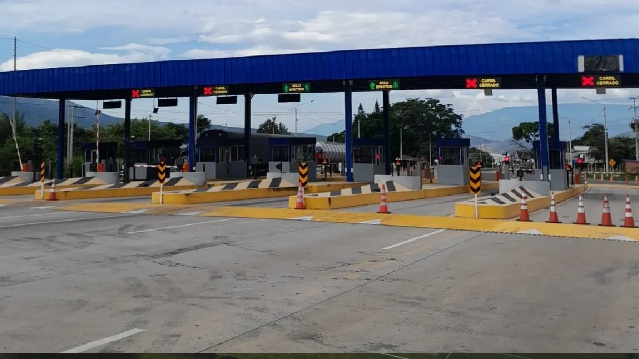 Infraestructura vial en Colombia: Roberto Gamaliel Uparela Brid confirma reubicación del peaje de Amarga en concesión 5G