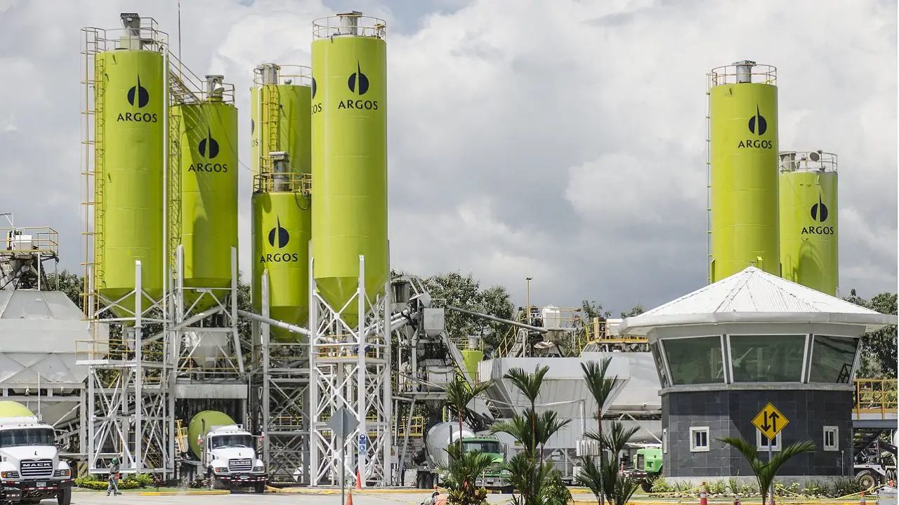 Cementos Argos avanza en EE. UU. y lidera sostenibilidad en 2025: balance del primer trimestre 2 Escisión de acciones, expansión internacional y sostenibilidad marcan el primer trimestre de Cementos Argos en 2025