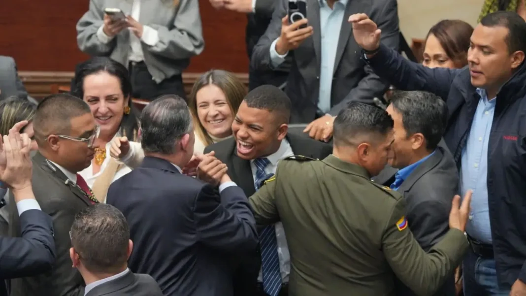 Senado rechaza la consulta popular de Petro y frustra su principal vía de reforma laboral