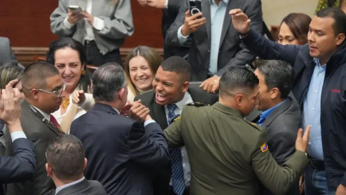 Senado rechaza la consulta popular de Petro y frustra su principal vía de reforma laboral