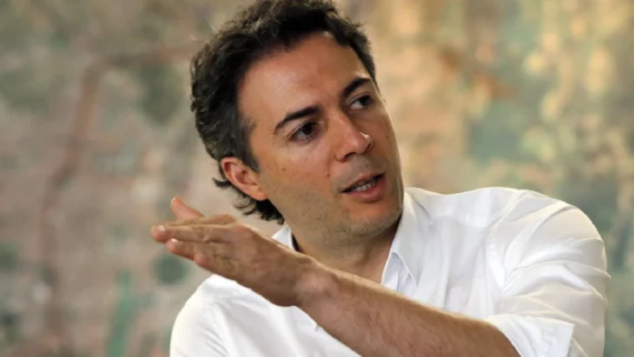¿También le revocaron la visa a Daniel Quintero?