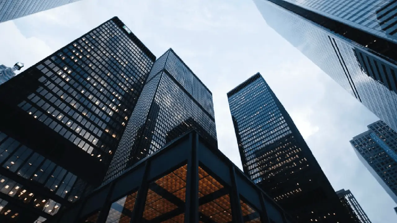 Fortune revela las 10 mejores empresas para trabajar en 2025
