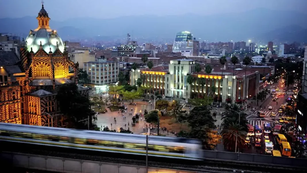 Turismo en Medellín: ¿De dónde vienen los extranjeros que más visitan la ciudad?