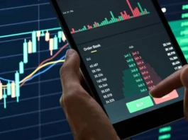 De esta manera, operar con plataformas de inversión se ha vuelto una actividad prácticamente cotidiana para miles y miles de personas en el país.