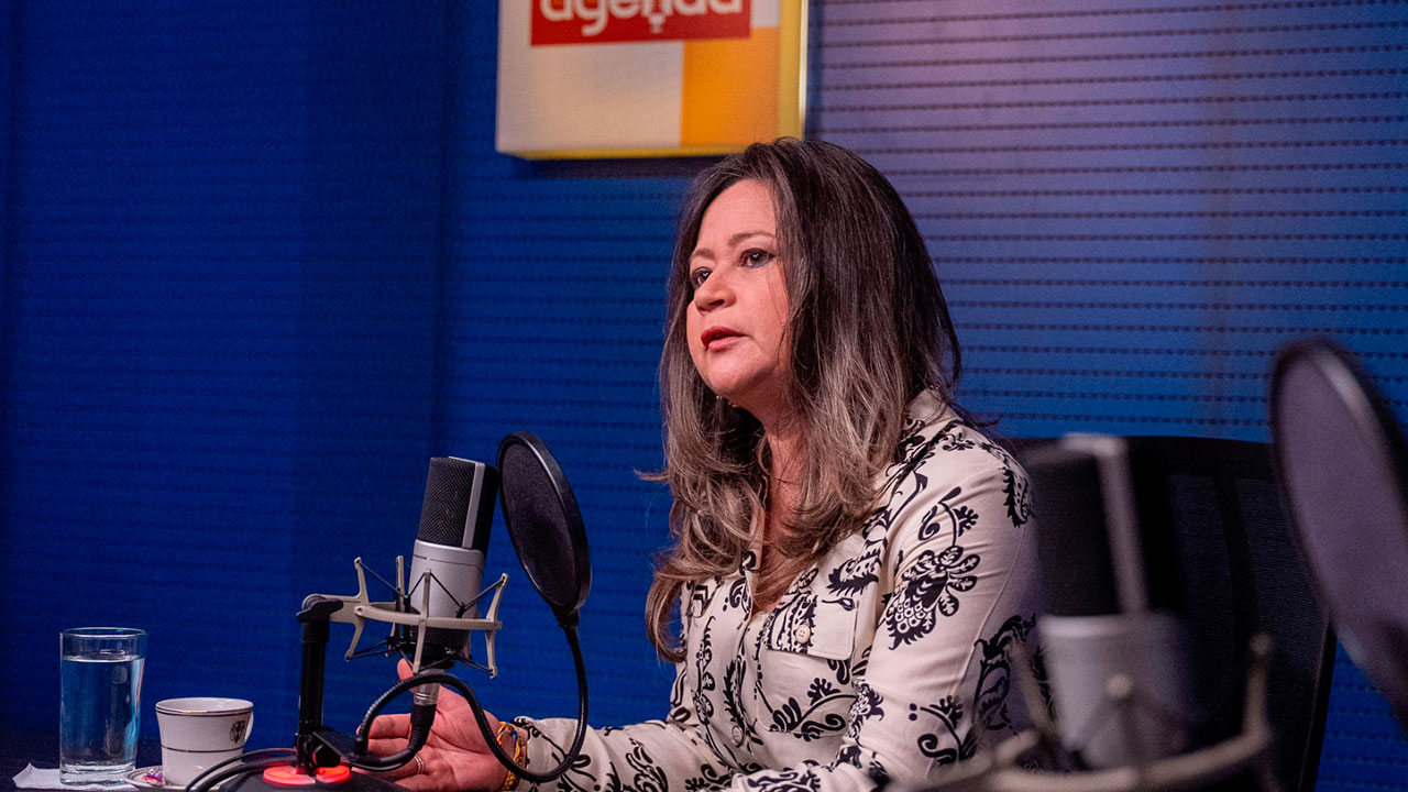 ministra de Transporte, María Fernanda Rojas,