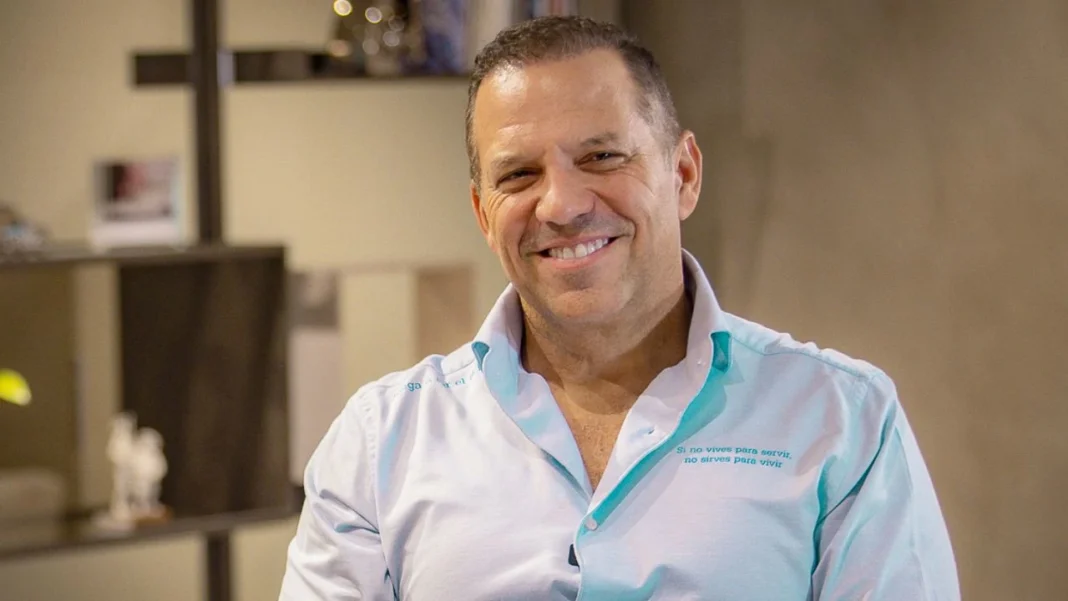 Hoja de vida y quién es Santiago Botero, el polémico precandidato a elecciones 2026