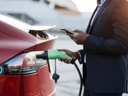 Consecuencias de prohibir los carros con gasolina, según CEO de Renault