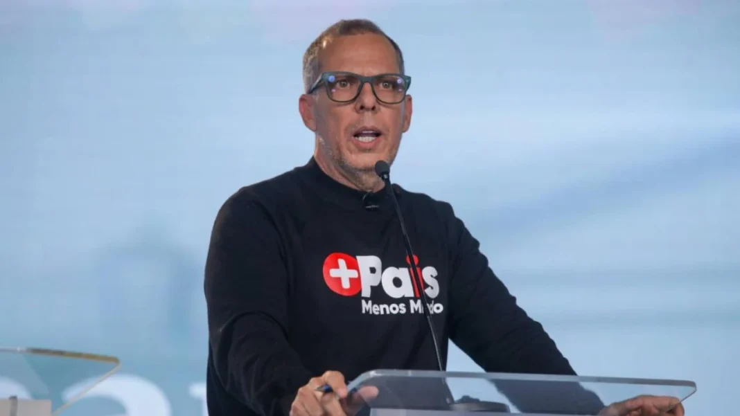 Quién es y hoja de vida de Alfredo Saade: el pastor que será Jefe de Gabinete de Petro