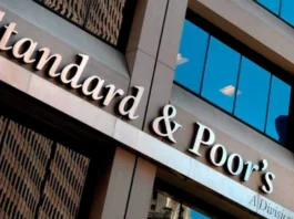 S&P rebaja la calificación de Colombia a 'BB' por deterioro fiscal y debilidad institucional