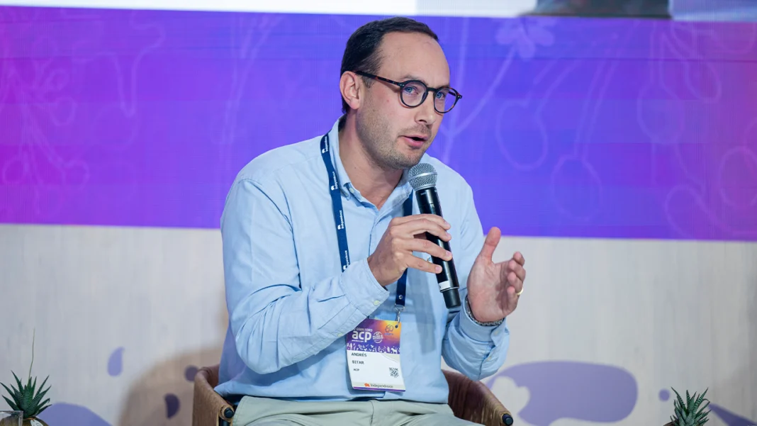 El sector petróleo y gas en Colombia avanza en sostenibilidad, reduciendo emisiones y aportando al desarrollo regional, según destacó la ACP en el Foro ‘Hechos de Sostenibilidad’ en Cali.