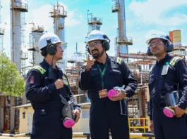 El Grupo Ecopetrol se ha unido a este propósito, con el desarrollo de Jet coprocesado, un combustible de aviación que contiene 1% de materias primas de origen vegetal.