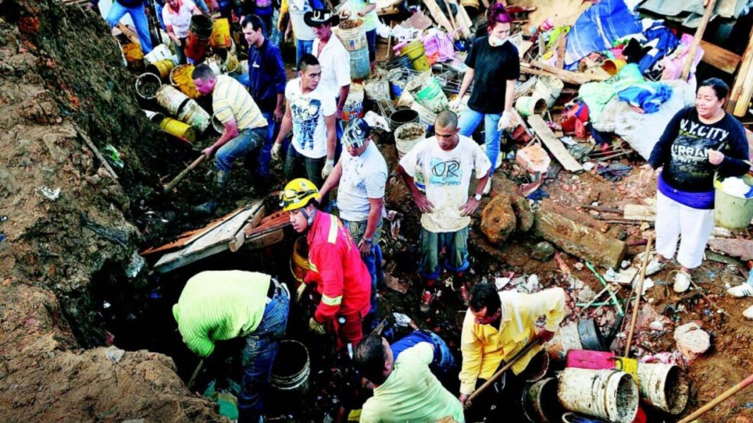 Estas son las familias desaparecidas en el derrumbe entre Medellín y Bello