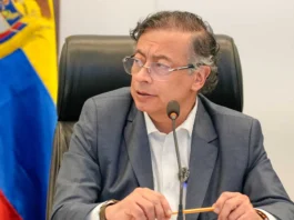 Petro pide derogar medida que permite a los fondos de pensiones invertir en el exterior