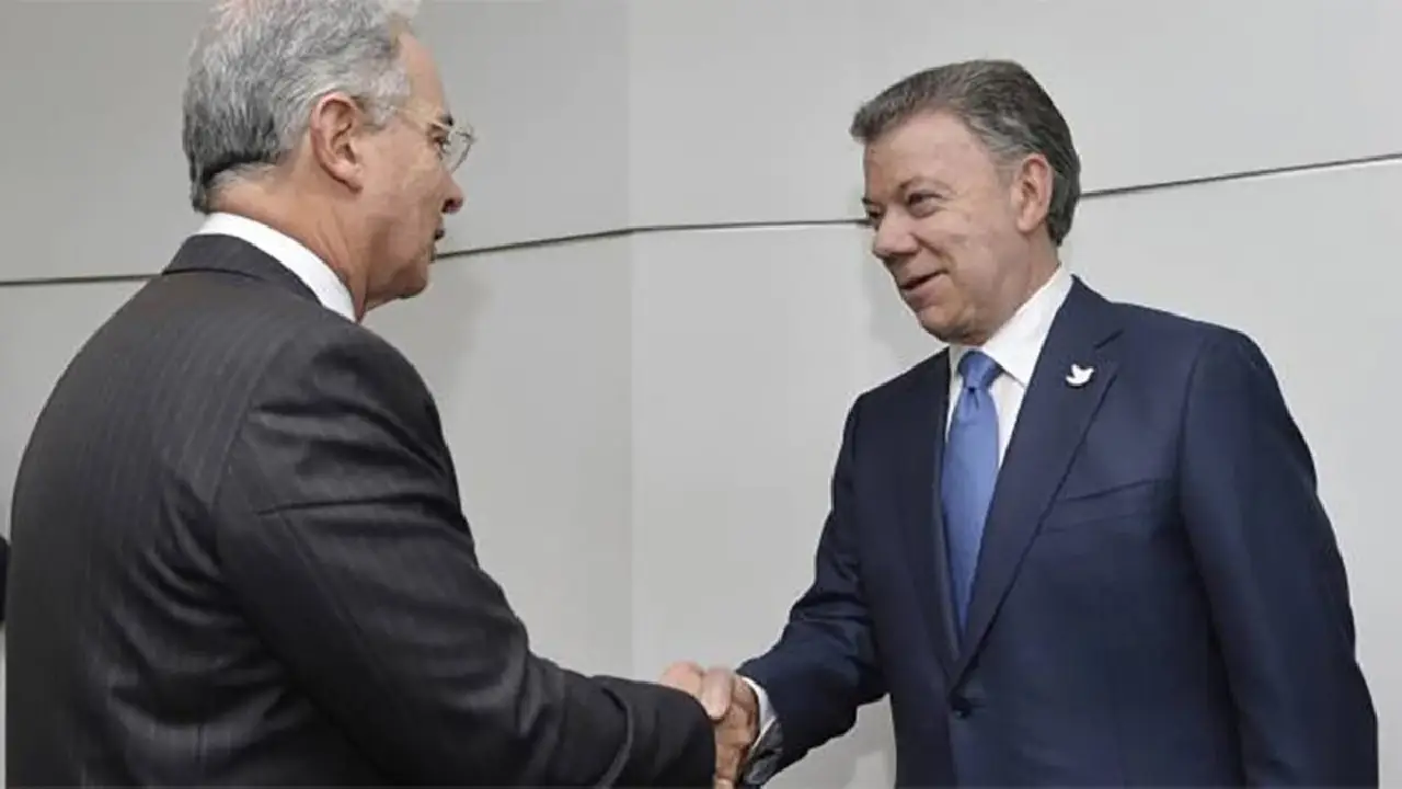 Santos propone alianza a Uribe para frenar la Consulta Popular 1.0 de Petro
