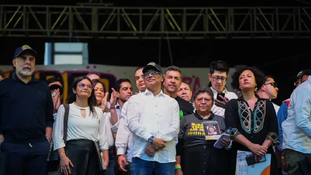 Gaviria denuncia que Petro busca una constituyente por fuera de la Constitución