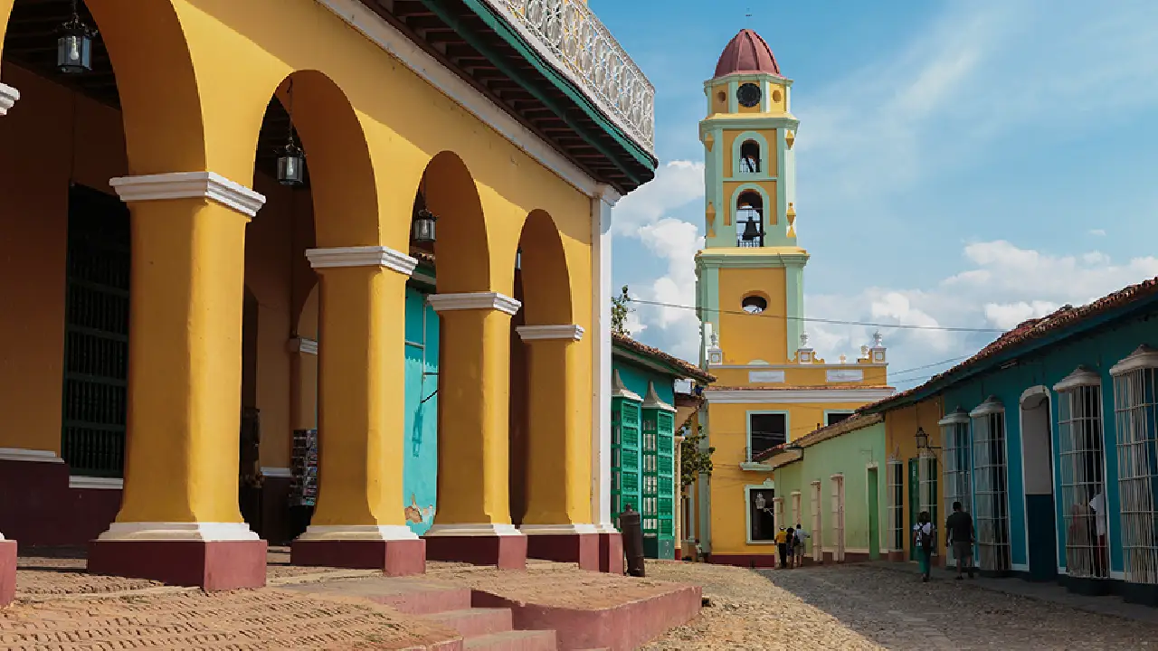 La magia de Cuba: playas, historia y cultura al alcance de todos 1 Belleza natural y cultural de Cuba con sus conexiones aéreas a Colombia
