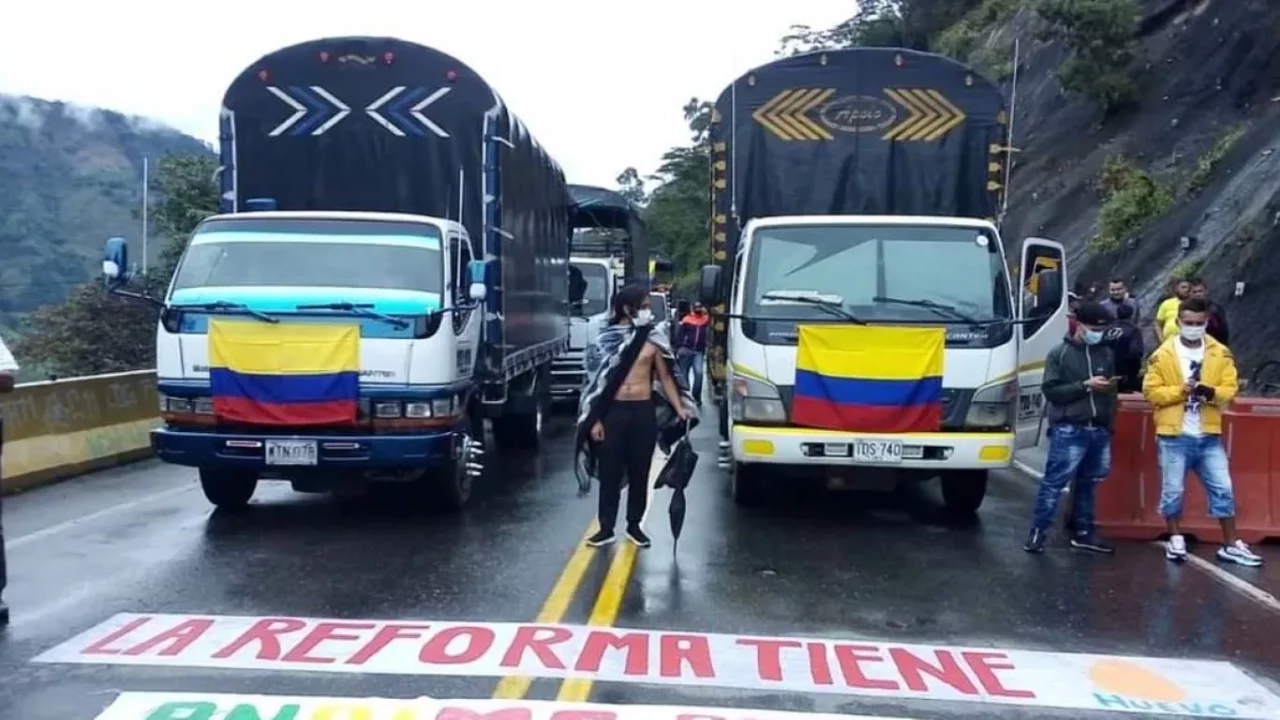Colfecar alerta sobre más de 350 bloqueos viales en Colombia en lo que va del 2025