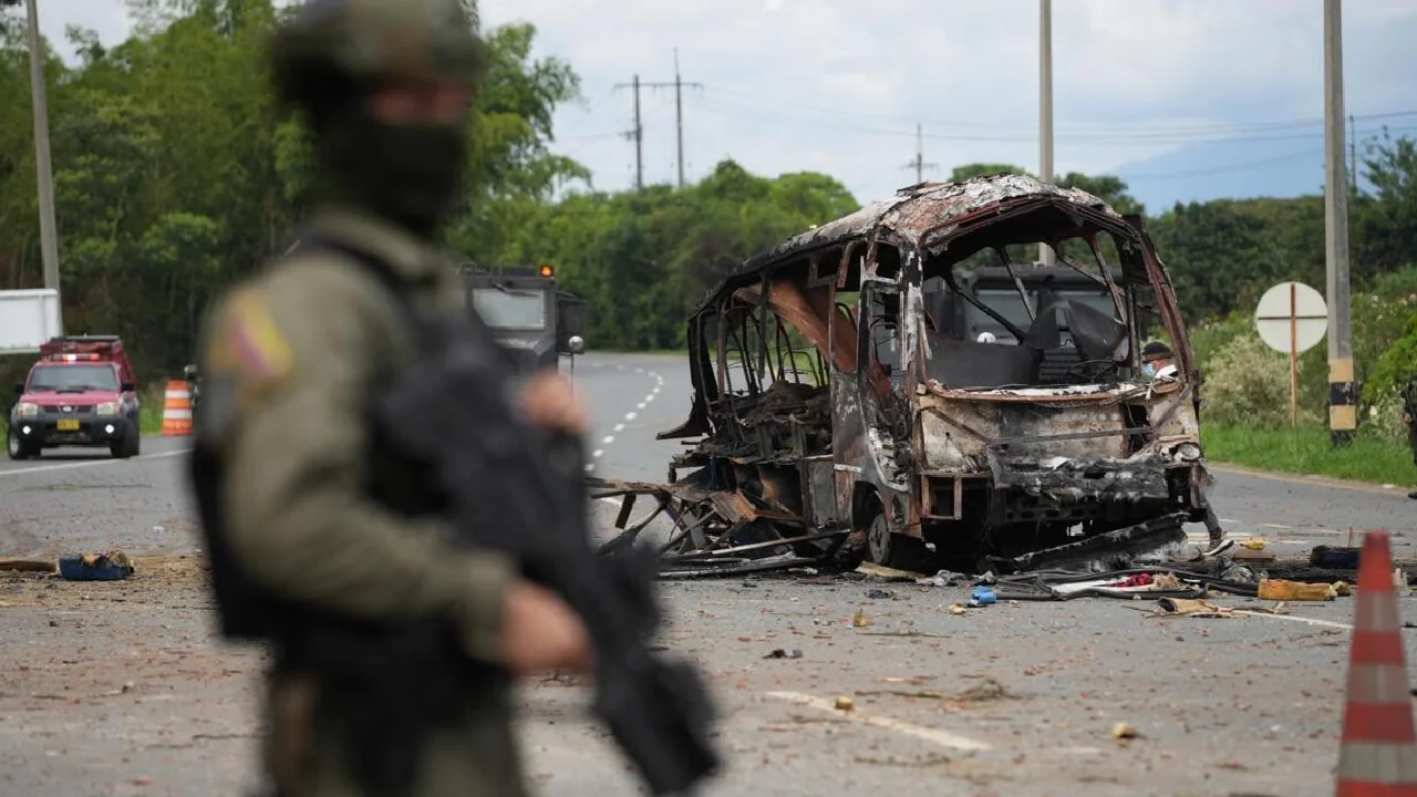 La consolidación del crimen organizado en Colombia: entre atentados terroristas, amenazas y poder infiltrado