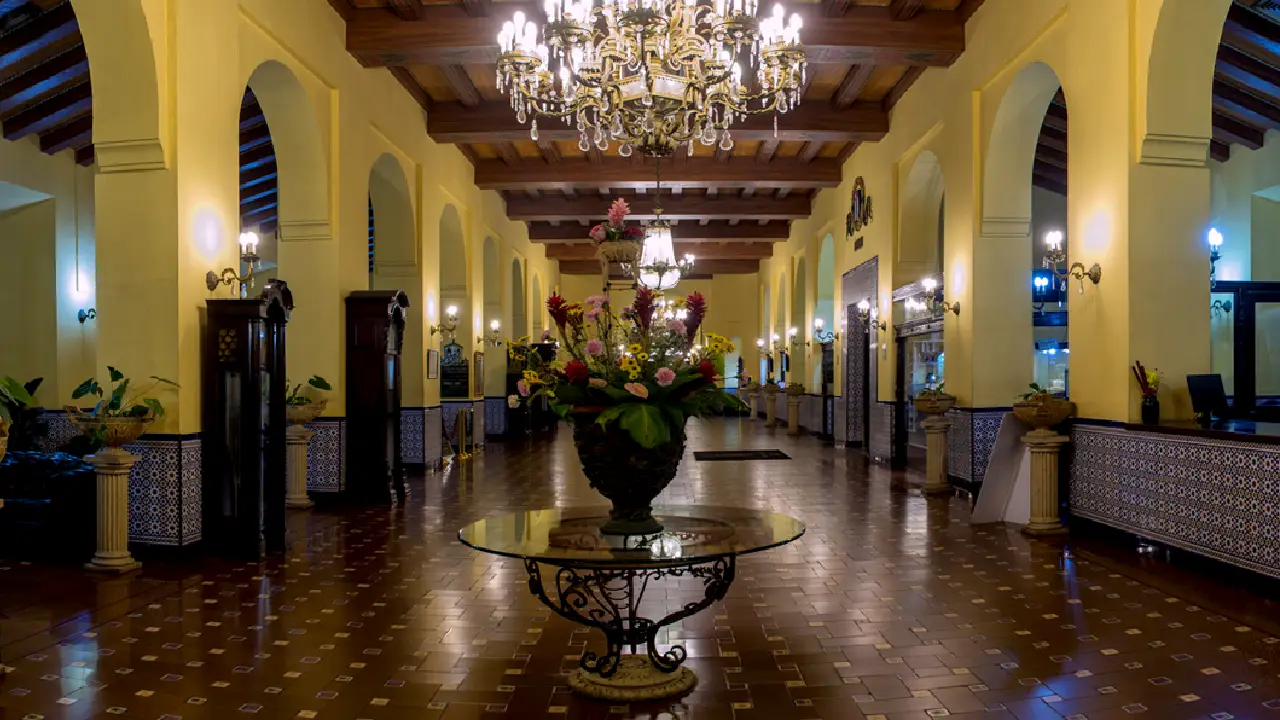La magia de Cuba: playas, historia y cultura al alcance de todos 3 Belleza natural y cultural de Cuba con sus conexiones aéreas a Colombia