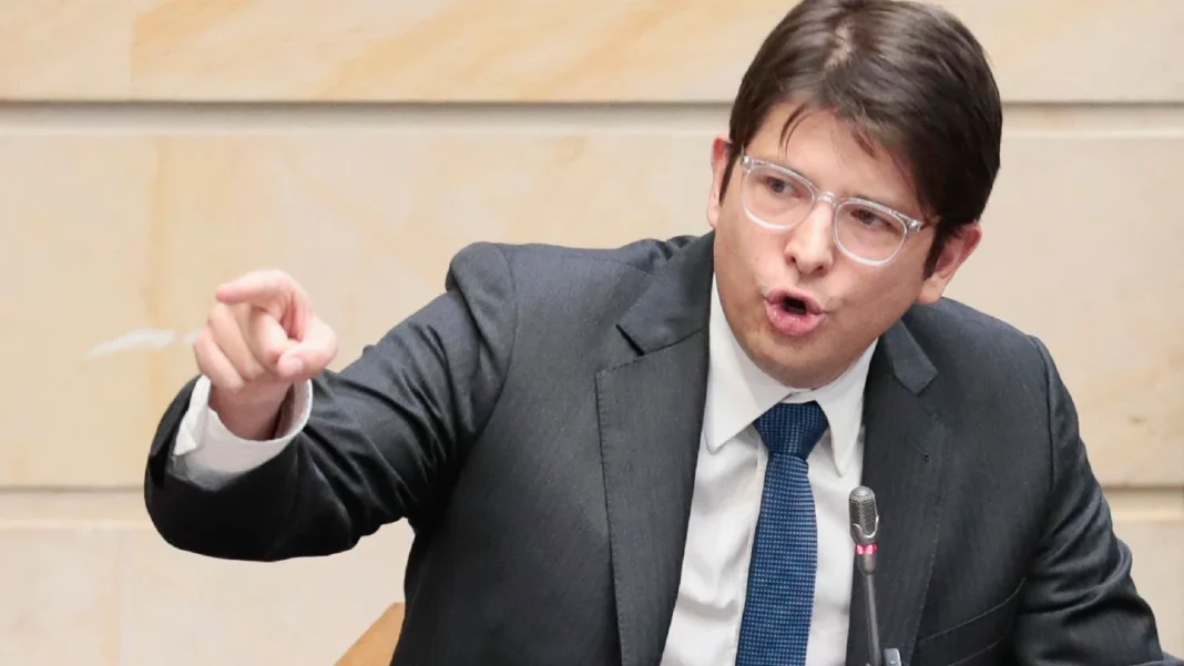 Miguel Uribe es llevado a una nueva cirugía de urgencia este 16 de junio