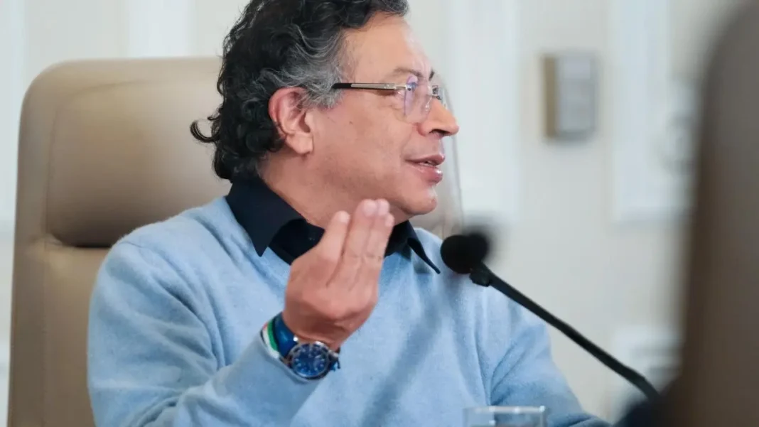 Gustavo Petro y mensaje por atentado a Miguel Uribe