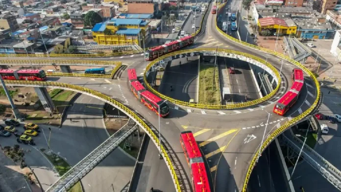 Estaciones de Transmilenio y vía cerradas por marchas hoy 11 de junio