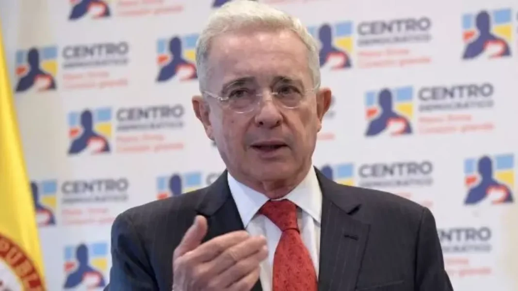 Esta es la razón por la que Tribunal dejó a Álvaro Uribe en libertad