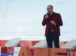 Felipe Clavijo Ramírez: "El microcrédito es la puerta de entrada al sistema financiero formal para muchos colombianos"