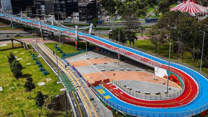 Puente bicipeatonal Engativá en Bogotá: obra entregada tras 15 años y una orden judicial