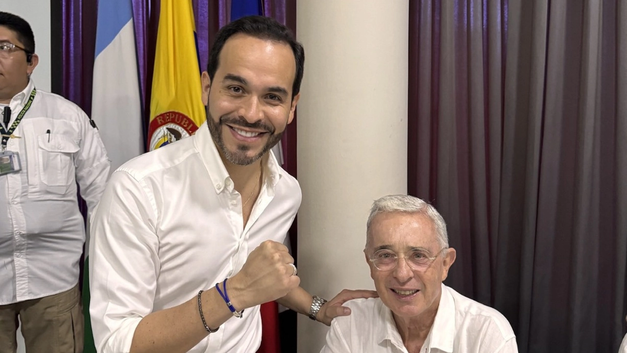 Abelardo de la Espriella lanza advertencia a la izquierda tras imputación a Álvaro Uribe