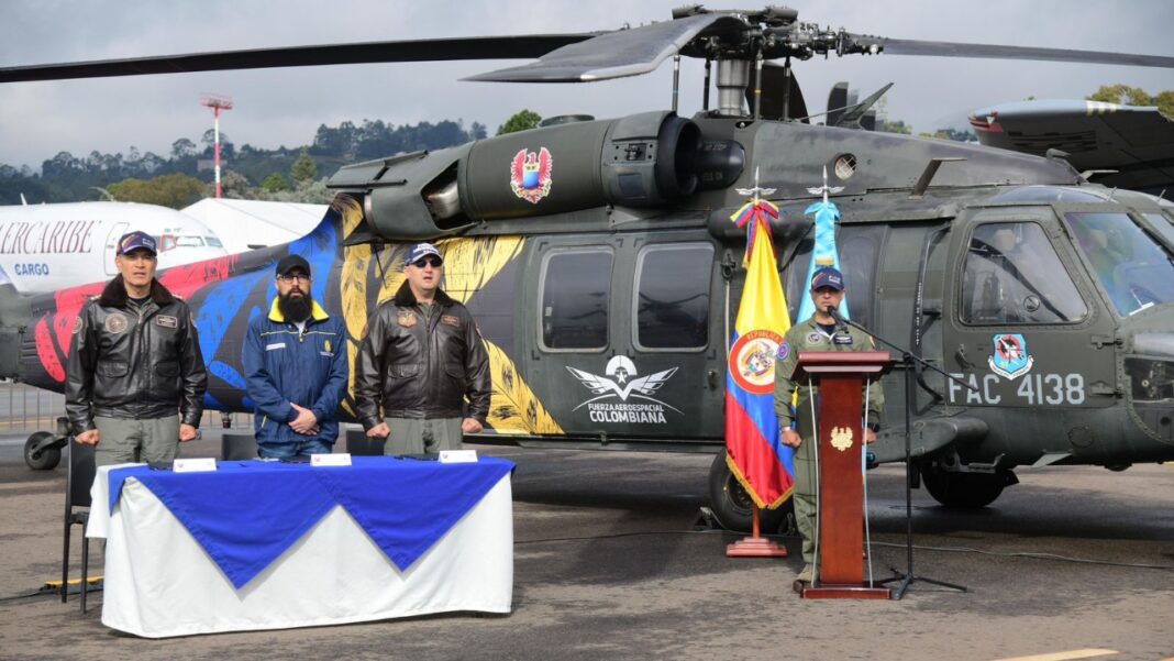 Así es el Firehawk, uno de los helicópteros más versátiles del mundo que compró Colombia